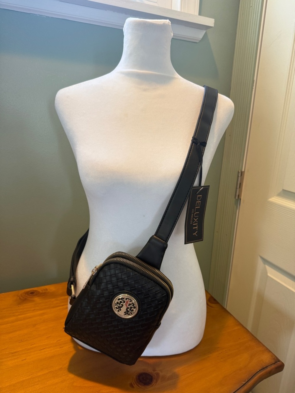 Deluxity Black Woven Leather Crossbody Bag
